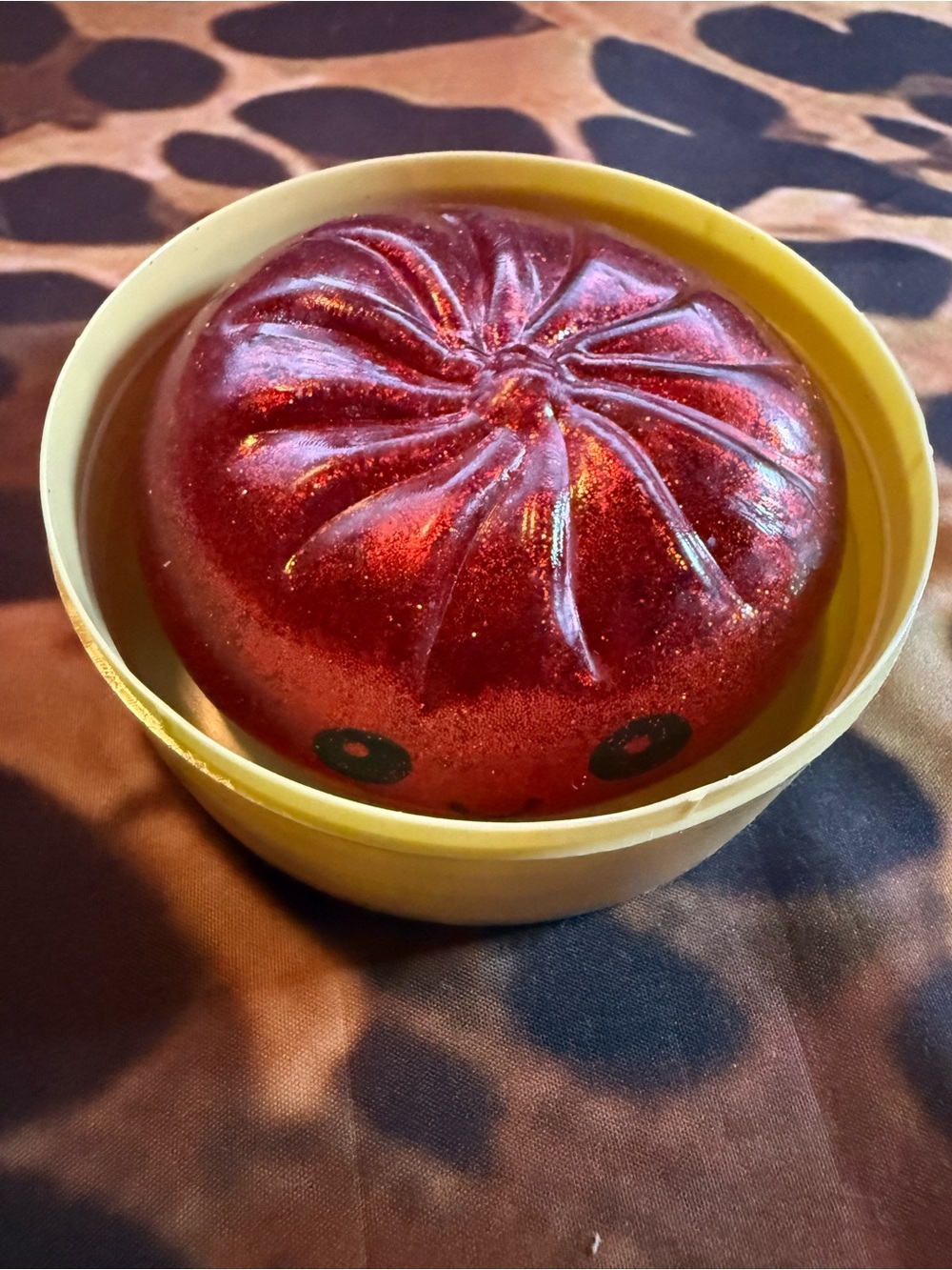 Red Glitter Bun Squish Squeezy Dumpling- New in package